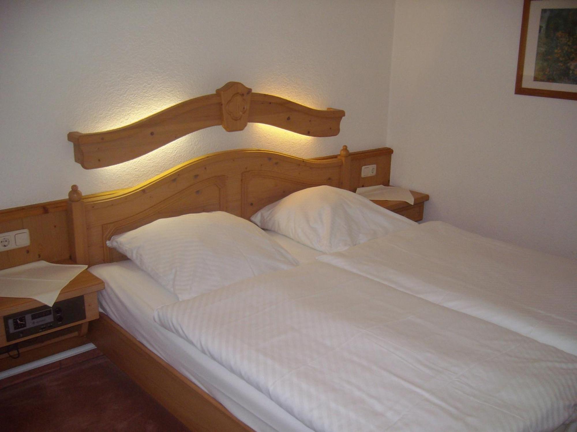 Hotel Am Bahnhof Stendal Extérieur photo