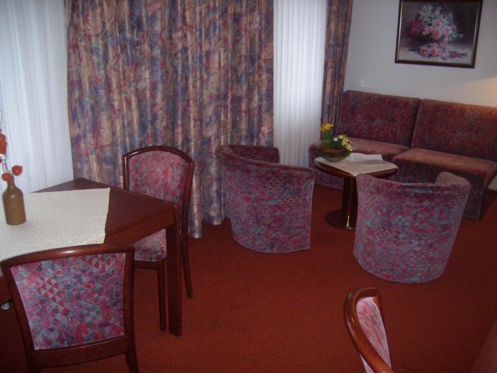 Hotel Am Bahnhof Stendal Chambre photo